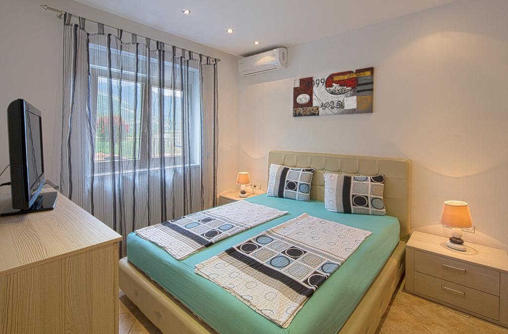 Montelux Apartments Budva Pokoj fotografie