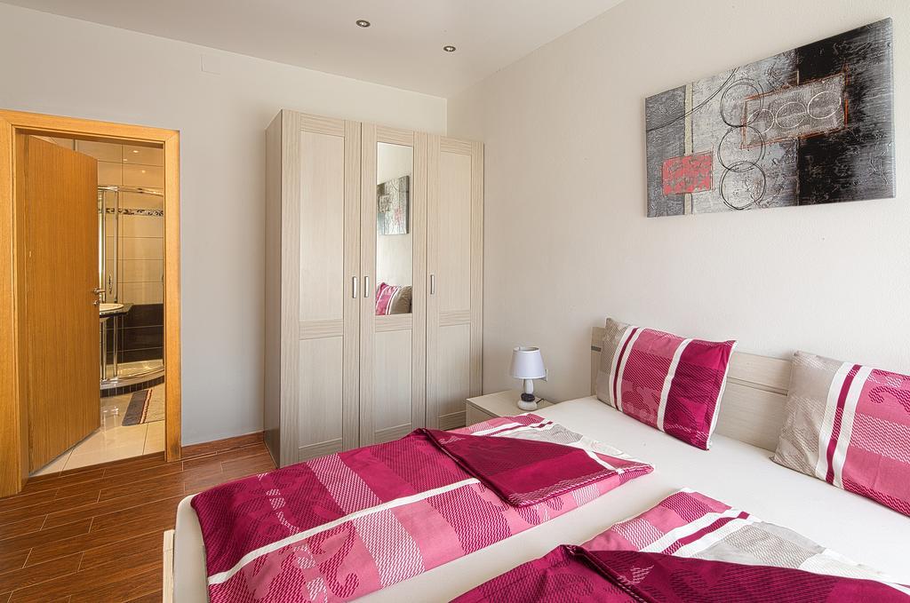 Montelux Apartments Budva Pokoj fotografie