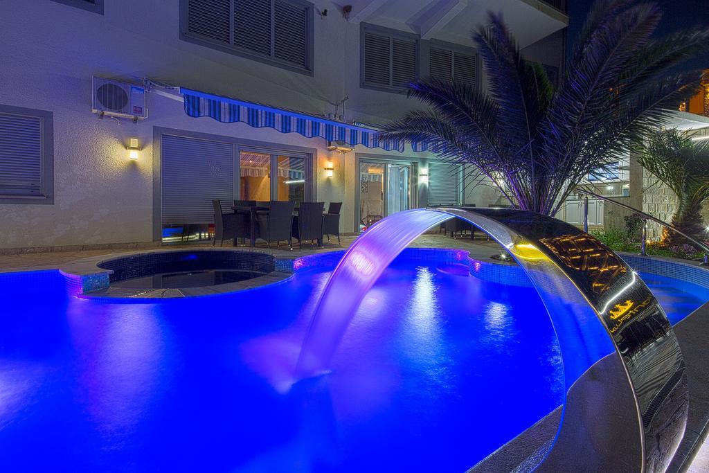Montelux Apartments Budva Exteriér fotografie