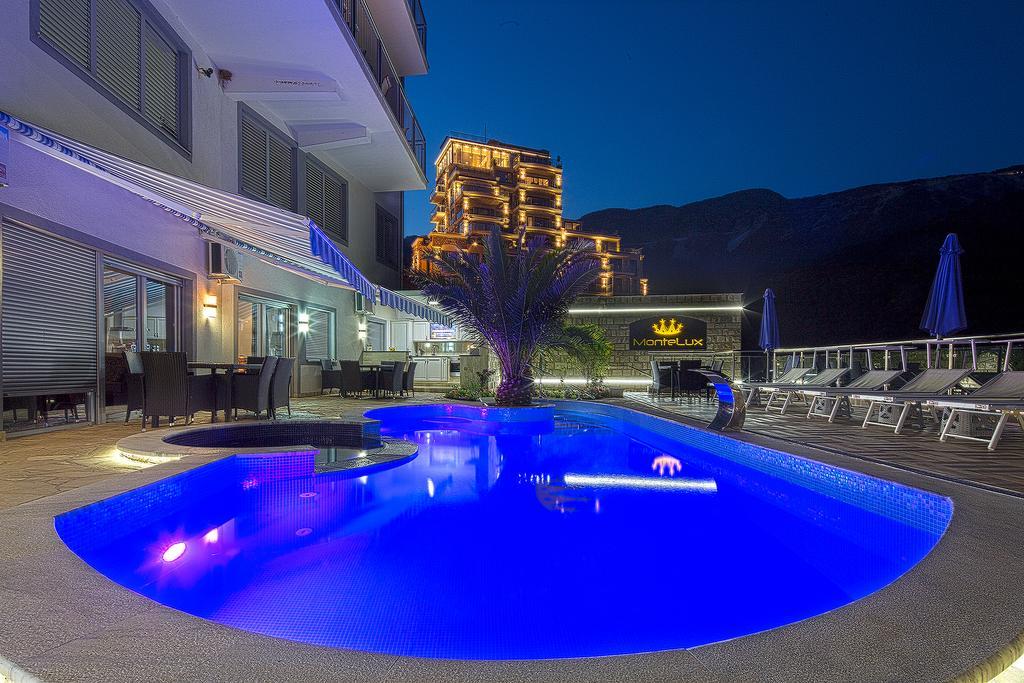 Montelux Apartments Budva Exteriér fotografie
